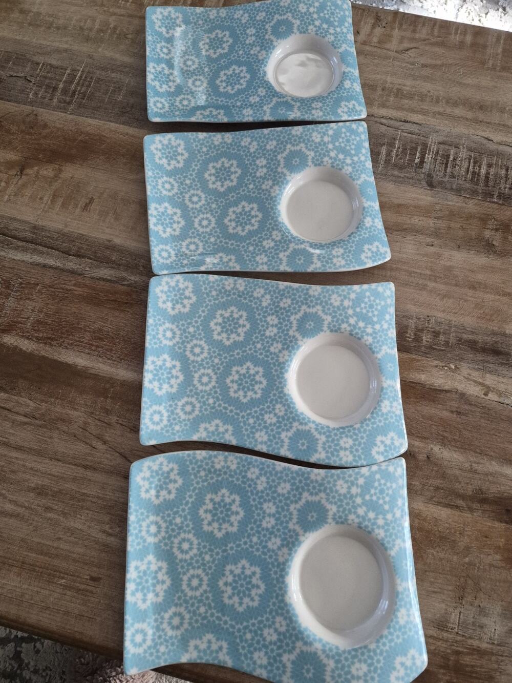 Villeroy & Boch New Wave Set of 4 Plates 9 Inch by 6 Inches Excellent Condition